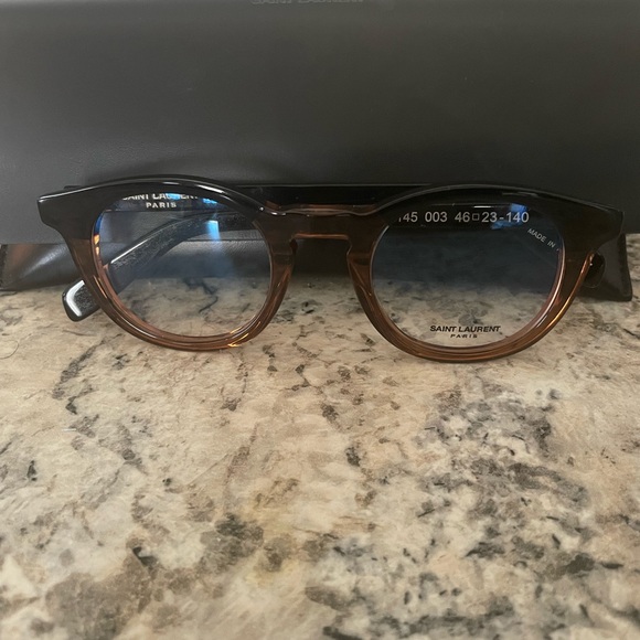 Saint Laurent Glasses - Picture 5 of 6